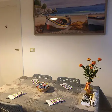 Guest house La Nana Gialla *