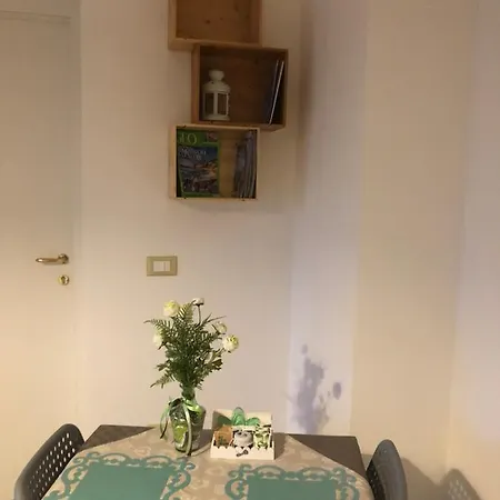 La Nana Gialla Riotorto